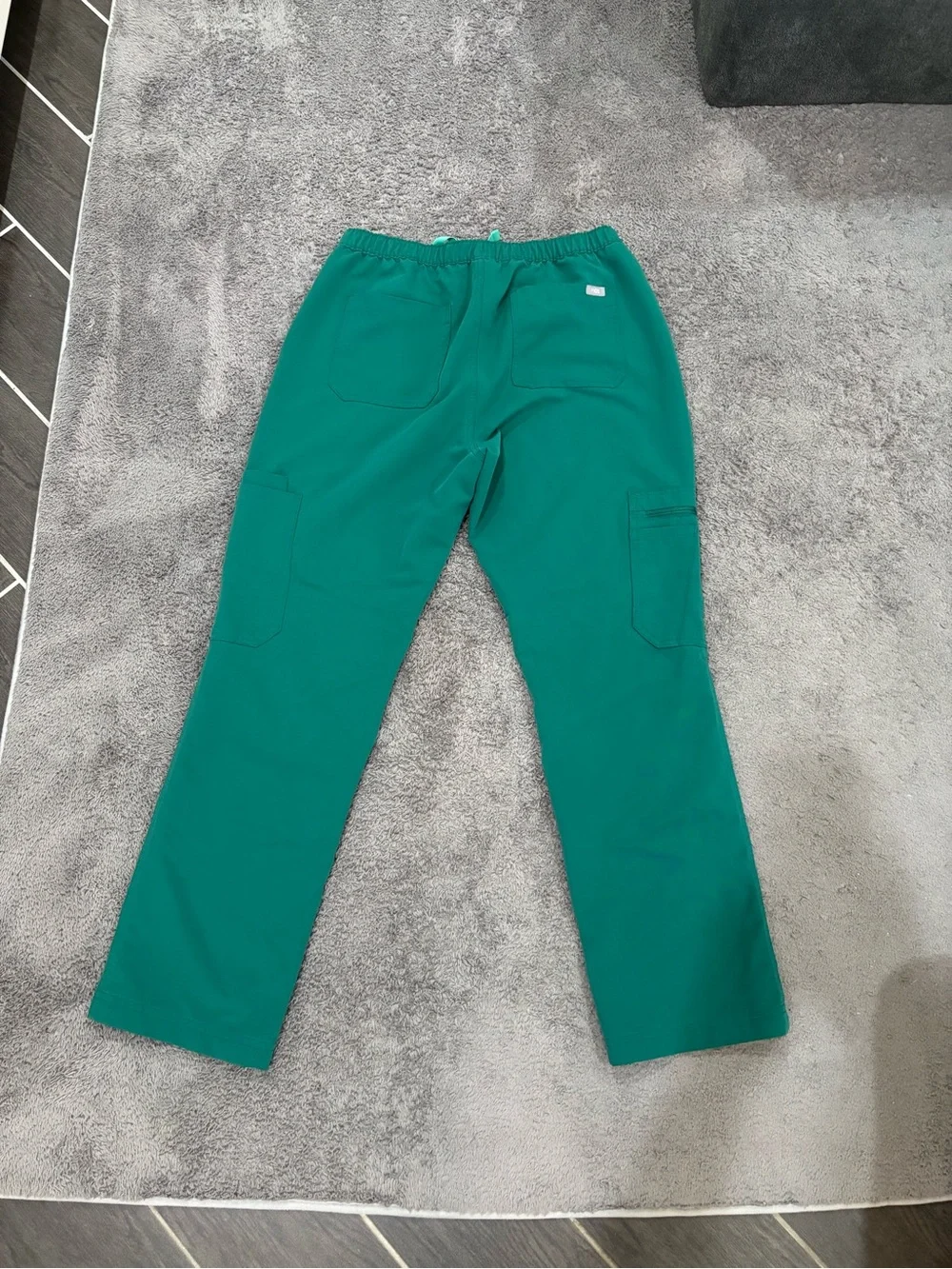 Men’s Medium FIGS Hunter Green Scrub Pants